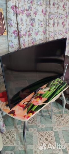 Телевизор samsung SMART tv