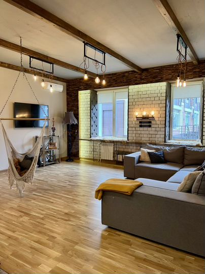 3-к. квартира, 105 м², 1/3 эт.