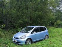 Honda Fit 1.3 CVT, 2002, 215 000 км, с пробегом, цена 349 000 руб.