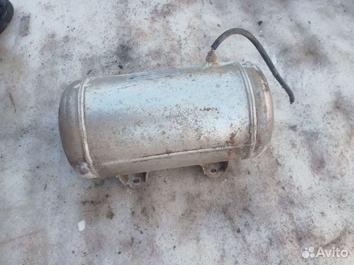 Ресивер воздушный Audi A8 D3