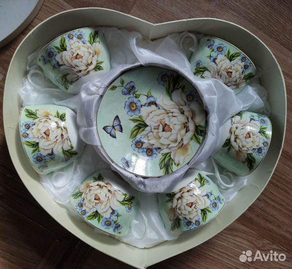 Сервиз фарфоровый чайный 