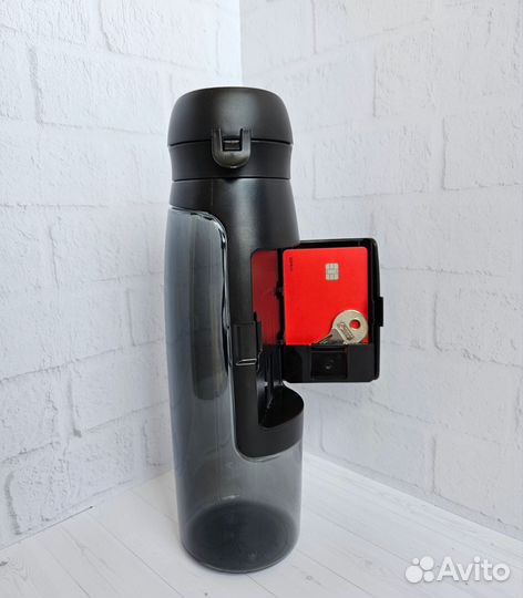 Бутылка для воды спортивная