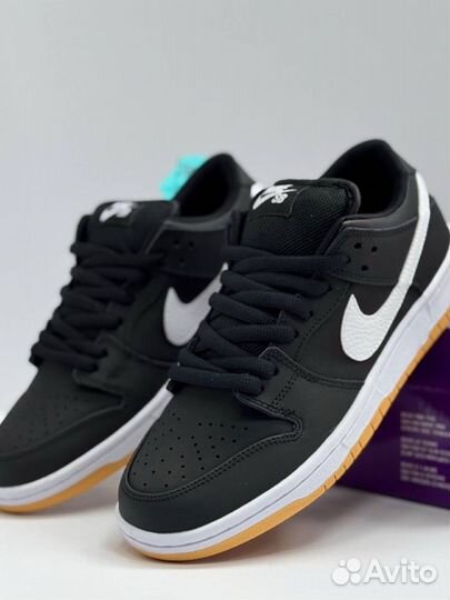 Кроссовки Nike sb dunk low pro black gum