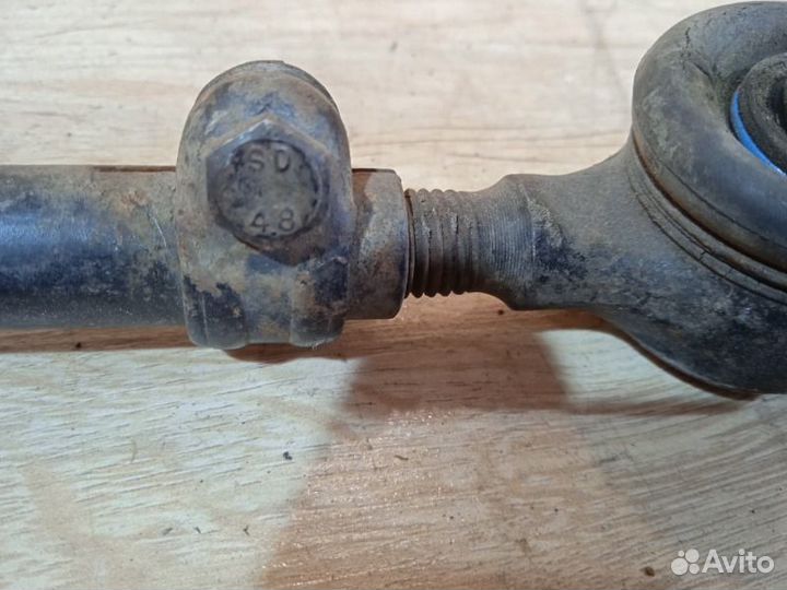 Тяга рулевая передняя Mercedes-Benz E-Class W124