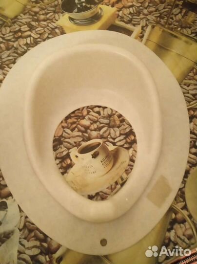 Детское сиденье на унитаз