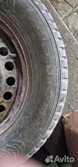 Nokian Tyres Hakkapeliitta 8 SUV 215/65 R16 102