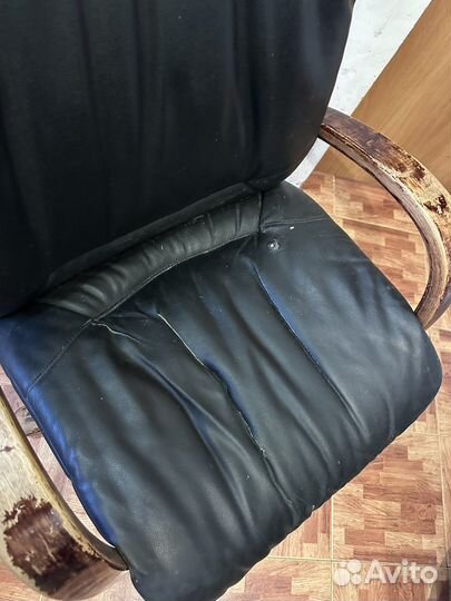 Кожанное кресло, кресло руководителя