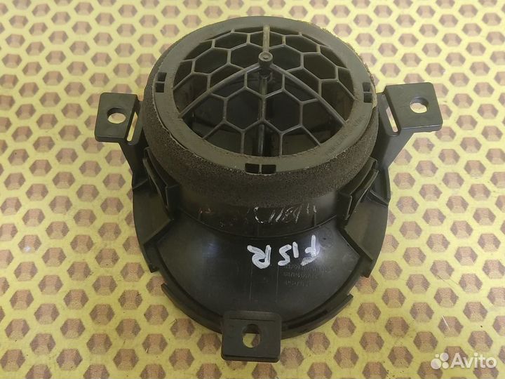 Дефлектор салона боковой правый Nissan Juke F15
