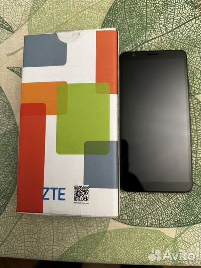 ZTE Blade, 512 МБ