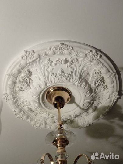 Розетка лепнина потолочная