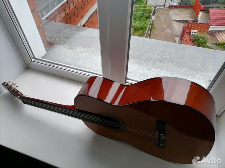 Гитара Hohner hc06