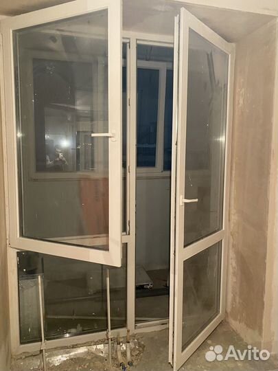 Блок оконный пластиковый французский