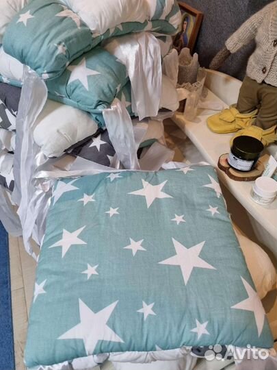 Бортики подушки в детскую кроватку