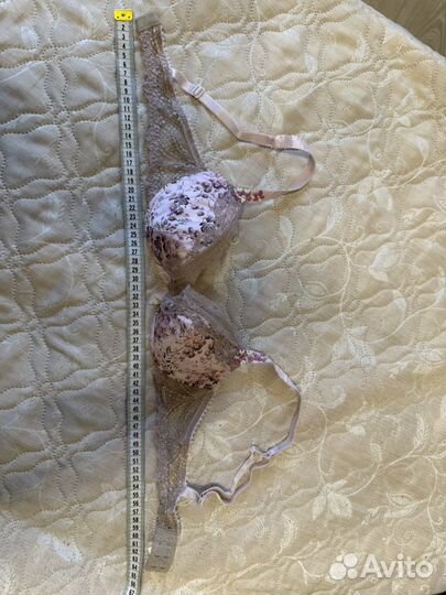 Бюстгальтер Lejaby 70/75А