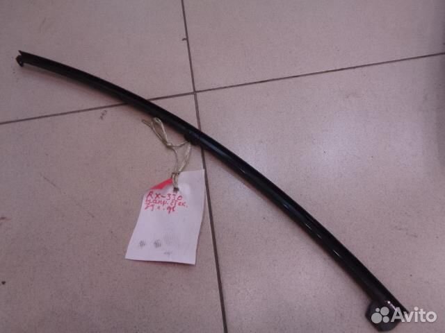 Направляющая стекла двери задней левой Lexus RX 2