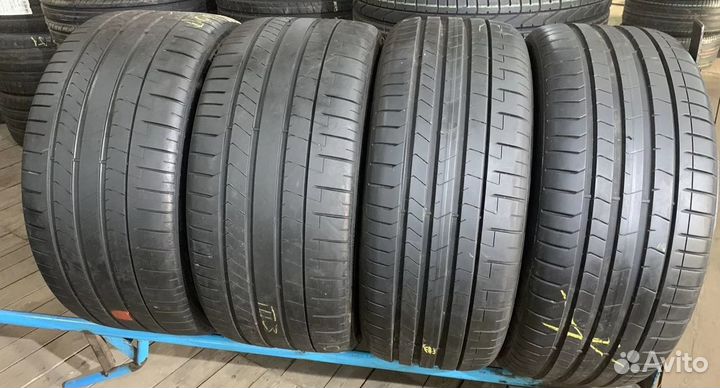 Pirelli P Zero PZ4 285/30 R22