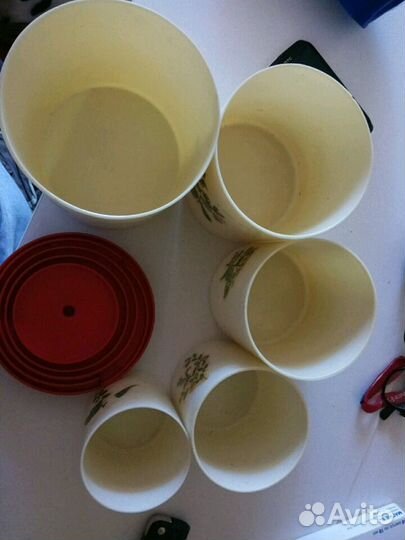 Набор контейнеров