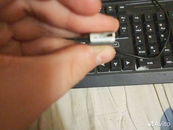 Продам клавиатуру, с подсветкой