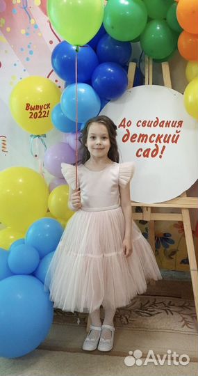 Продам платье для девочки