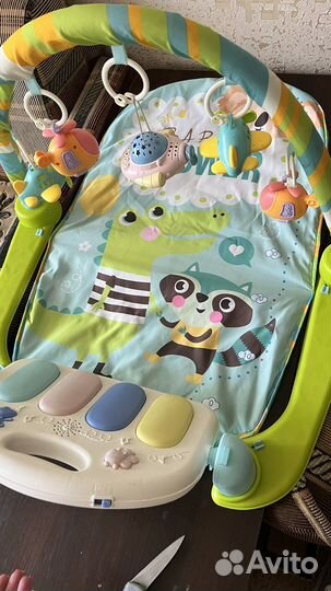 Развивающий коврик с пианино