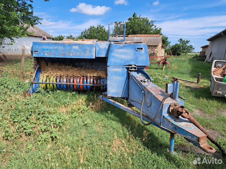 Пресс-подборщик Fortschritt К-453, 2003
