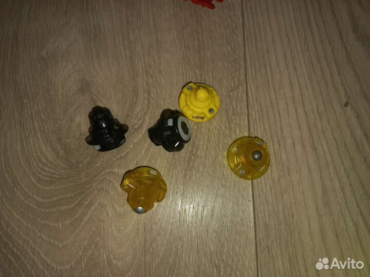 Beyblade (бейблэйды)