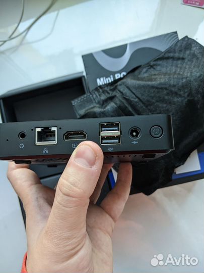 Неттоп мини пк szbox S33 Intel 6/64Gb