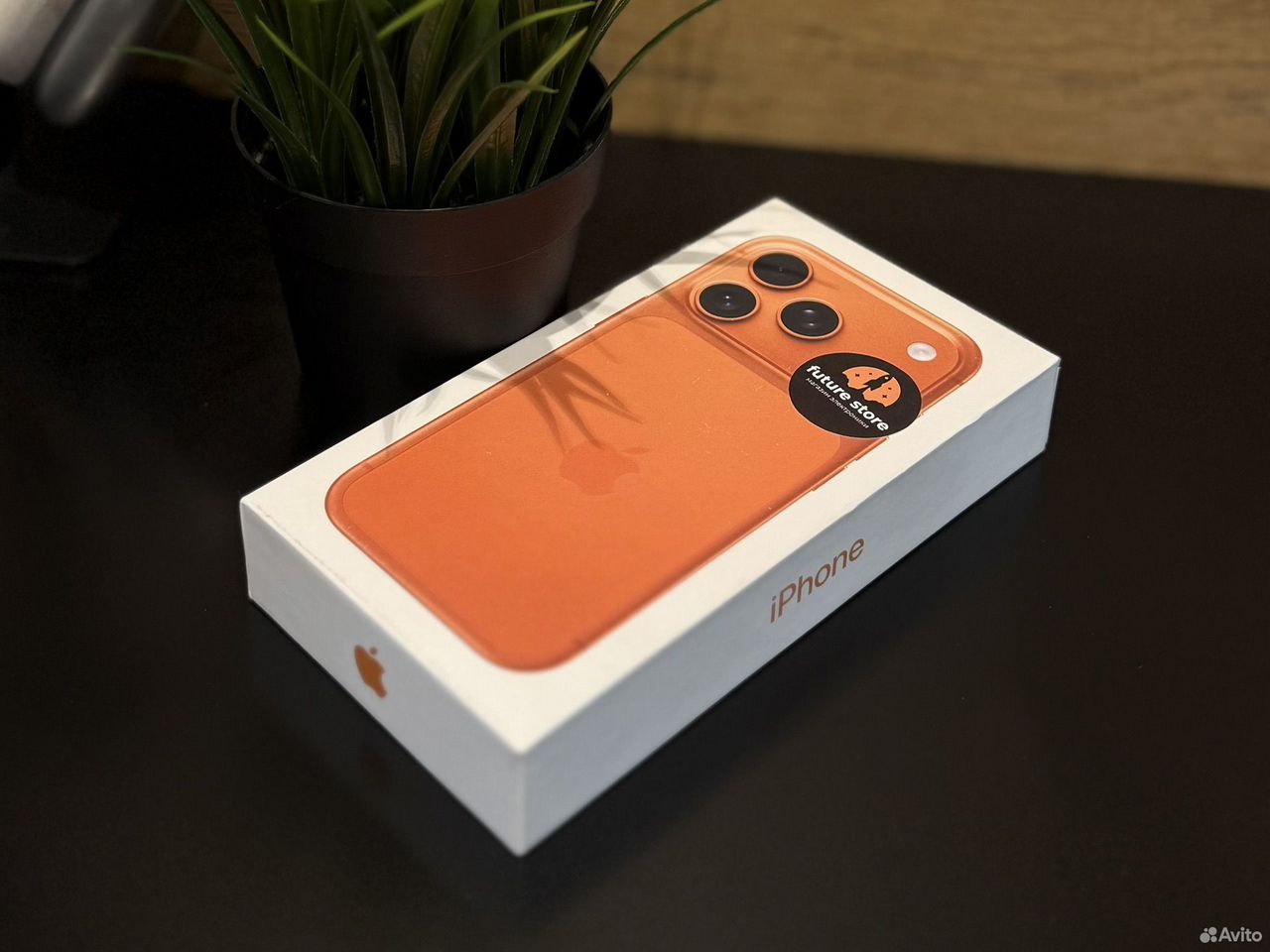 iPhone 17 Pro, 256 ГБ, SIM + eSIM