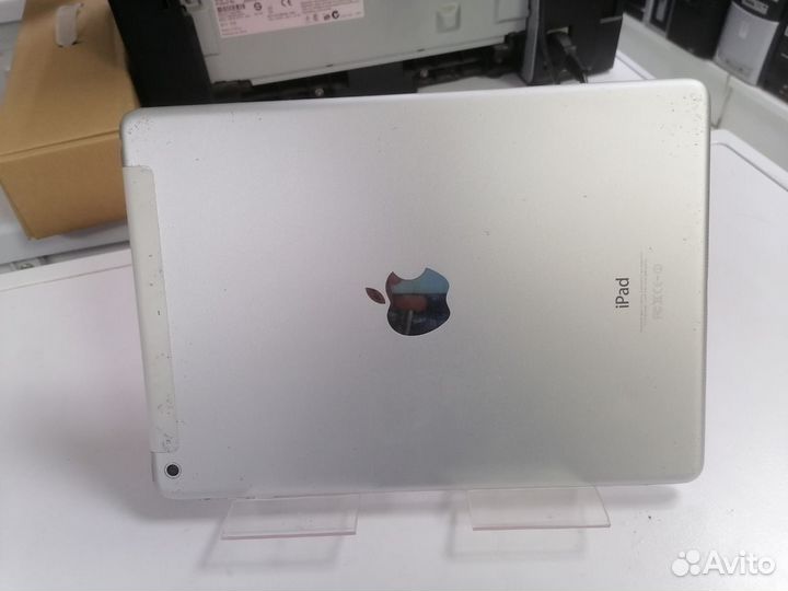 Планшет Apple iPad Air 32Gb Wi-Fi + Cellular(43)