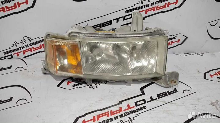 Фара toyota BB NCP30 NCP31 NCP34 NCP35 52119 xenon