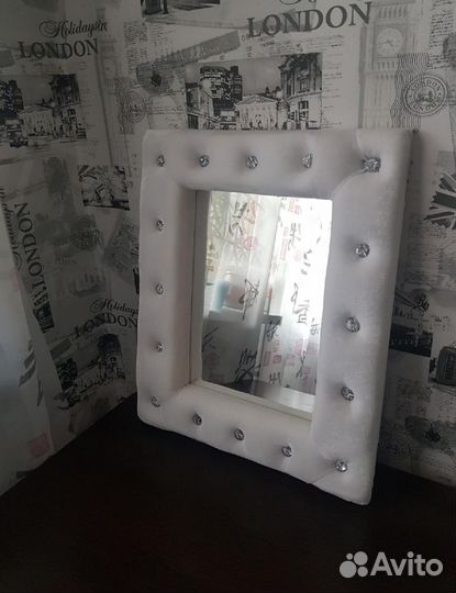 Зеркало в каретной стяжке