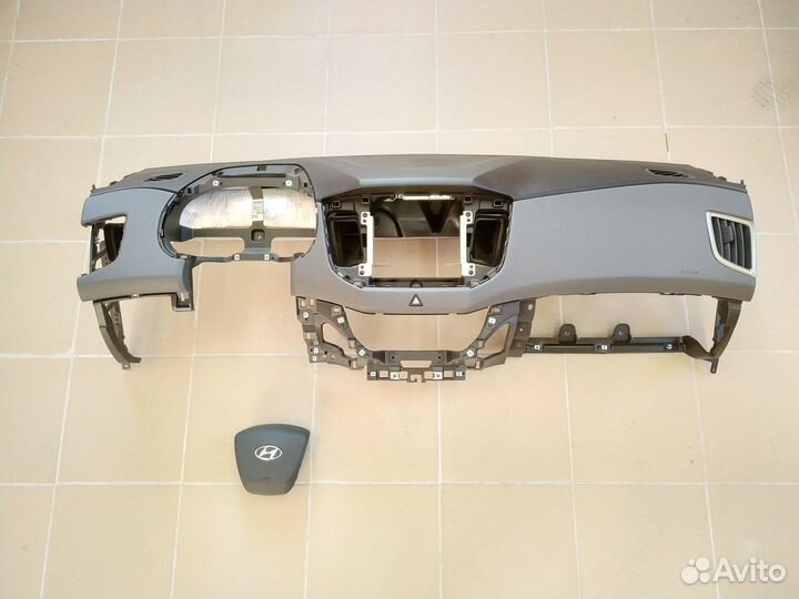 Торпедо панель приборов Hyundai Creta