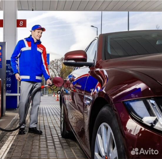 Заправщик АЗС (Новосибирск, Бердское шоссе)