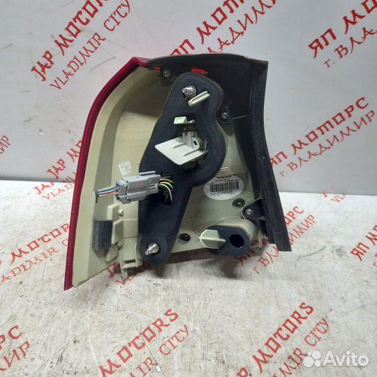 Фонарь задний задний правый Volvo V70 B4164T 2010