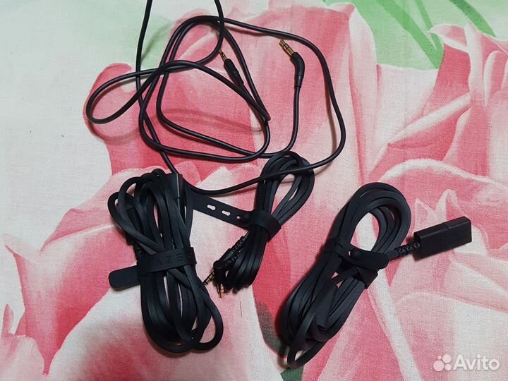 Игровые наушники Razer Barracuda X