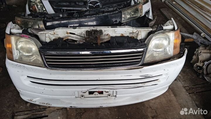 Бампер передний на honda stepwgn RF1, RF2