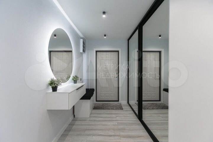 2-к. квартира, 68 м², 2/14 эт.