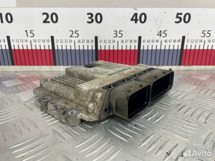 Блок управления двигателем для Opel Zafira B