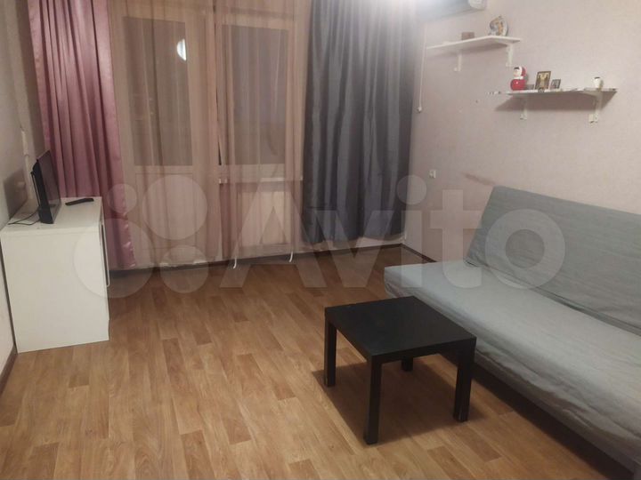 2-к. квартира, 60 м², 9/17 эт.