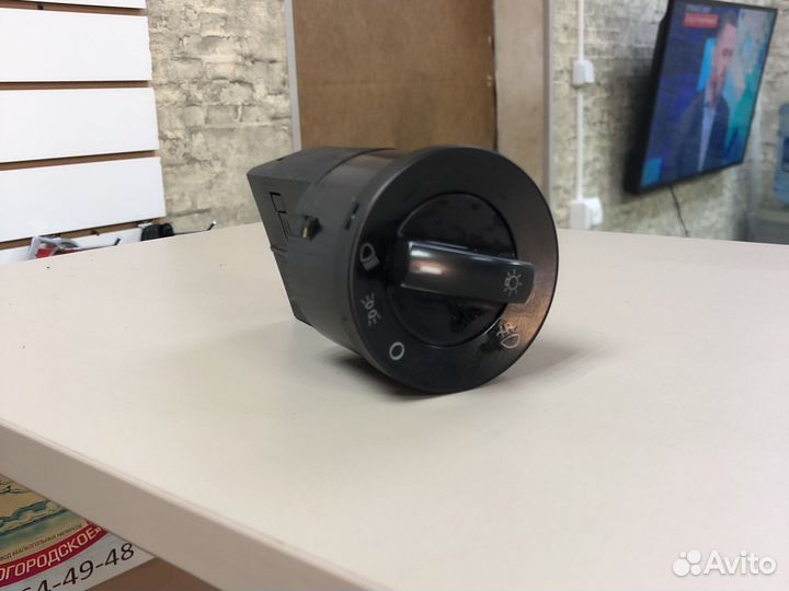 Выключатель света для фольксваген поло седан