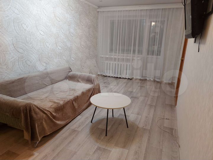 2-к. квартира, 43 м², 2/5 эт.