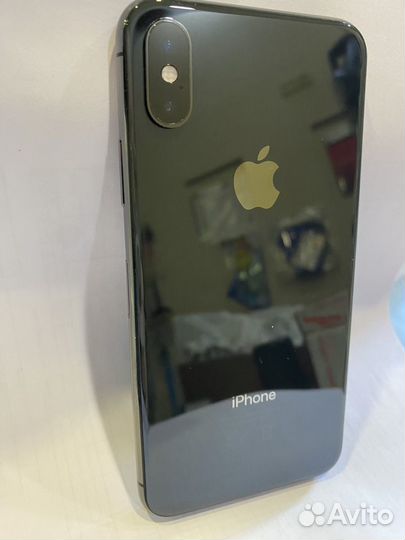 iPhone Xs, 64 ГБ