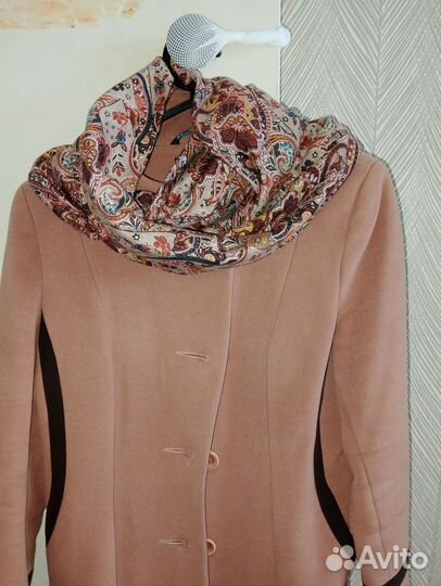 Пальто женское 46 48