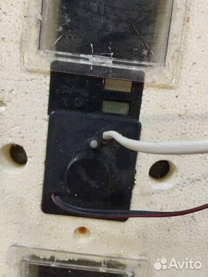 Инкубатор для яиц автоматический