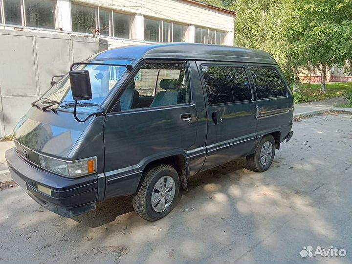 Toyota Town Ace 2.2 AT, 1988, 375 000 км