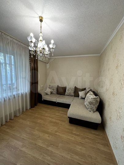2-к. квартира, 51,2 м², 1/3 эт.