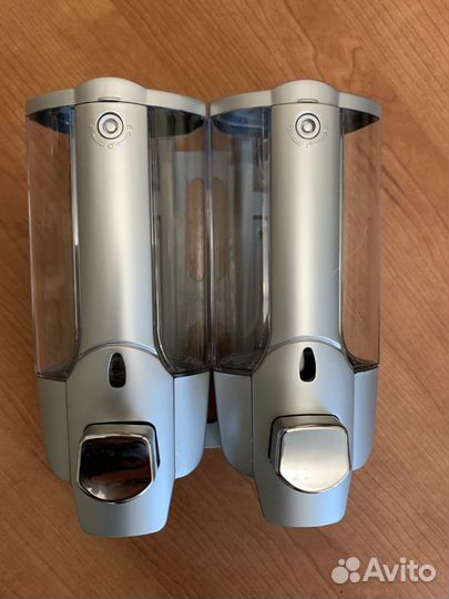 Дозатор для жидкого мыла двойной настенный