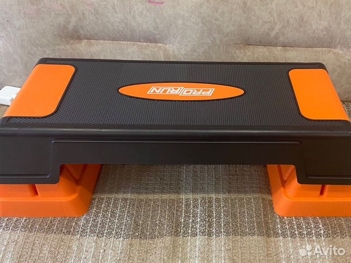 Степ-платформа