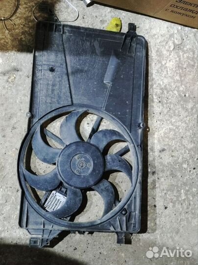 Вентилятор охлаждения ford focus 2 1.6
