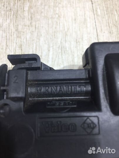 Активатор доводчик замка Renault fluence